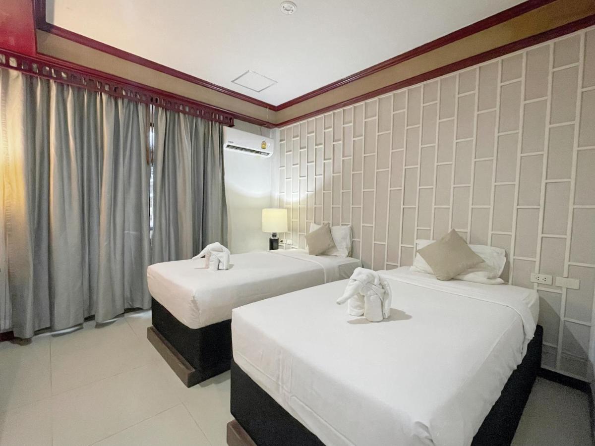 The Top Patong Resort. Buitenkant foto